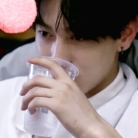 堆糖你到底要怎么样能不能别吞我图了