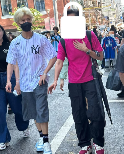 任嘉伦