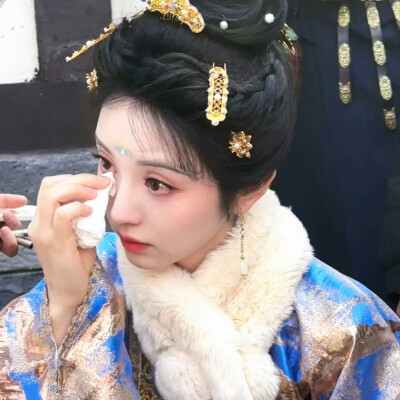 田曦薇