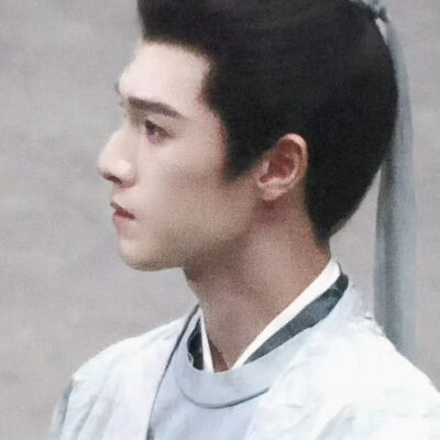 明月薄之
