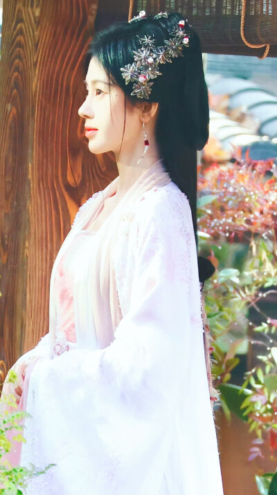鞠婧祎