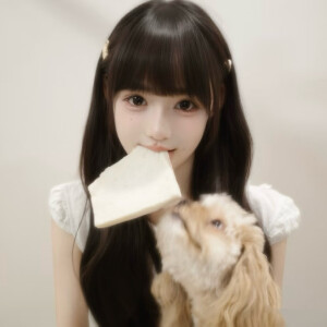 凌晨的海 难言的爱.
侵权删