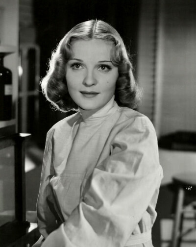 Anna Sten