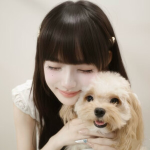 凌晨的海 难言的爱.
侵权删