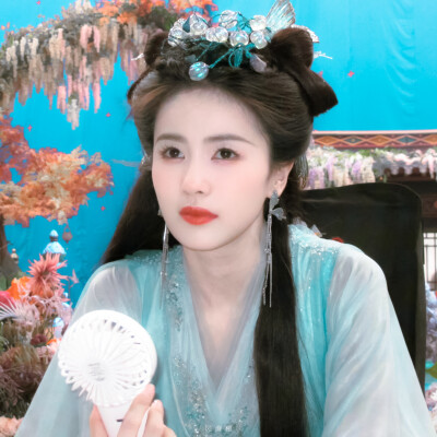 ˚✩｡˚ 