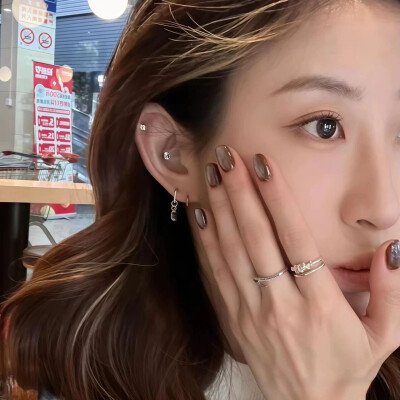 猫眼 红棕 秋冬