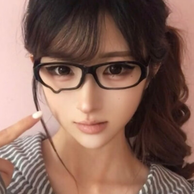 当你的眼睛眯着笑