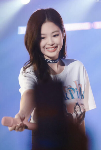 妮