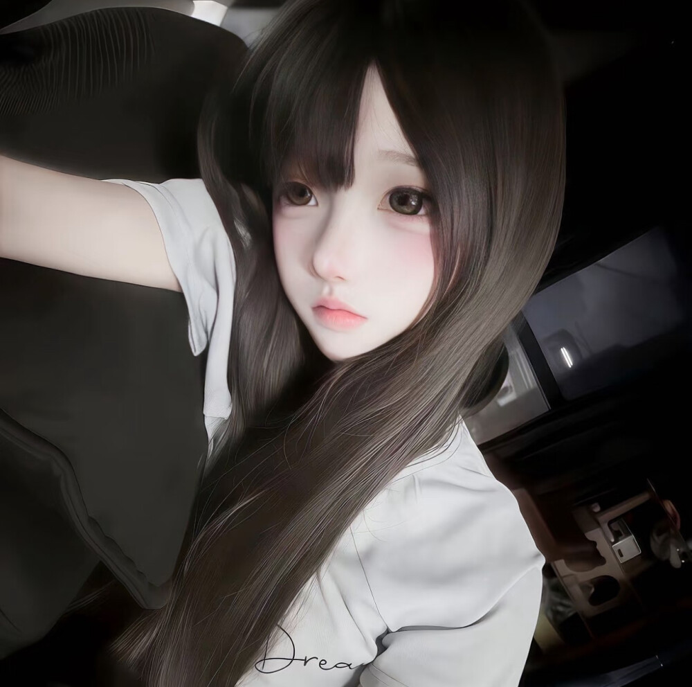 我呆呆的 你是丢弃还是牵住
女头