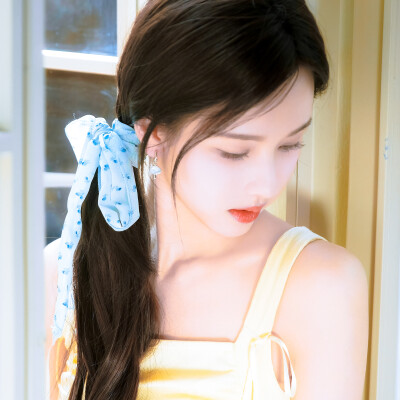 陈都灵