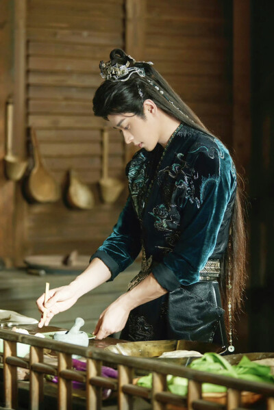 与晋长安 段敖登