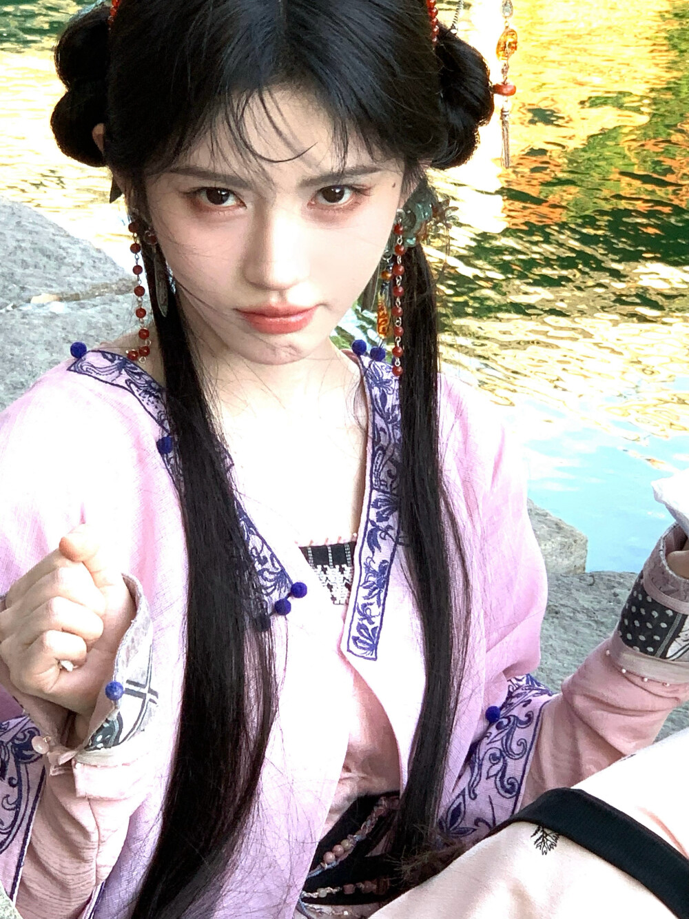 鞠婧祎