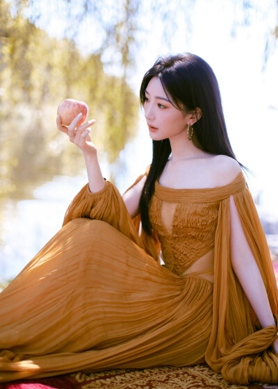 毛晓彤