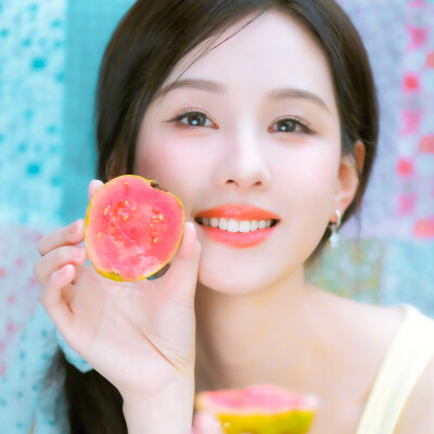 陈都灵
