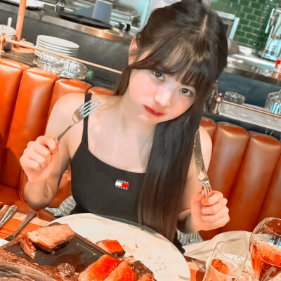 张元英