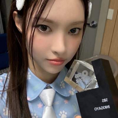卢玧我