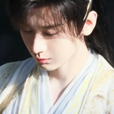 送花残