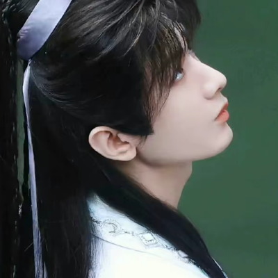 向上看