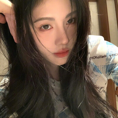 鞠婧祎