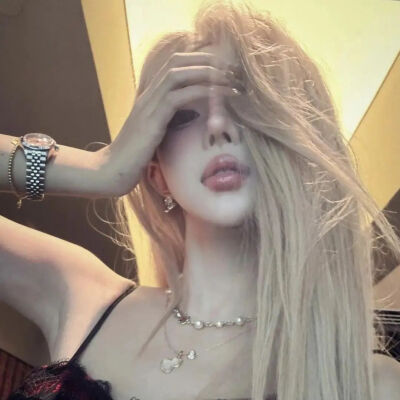 女头