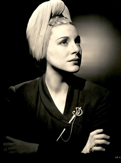 Shirley Ross