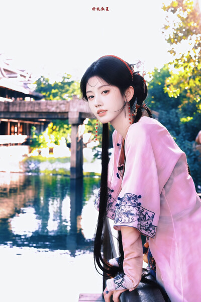 鞠婧祎