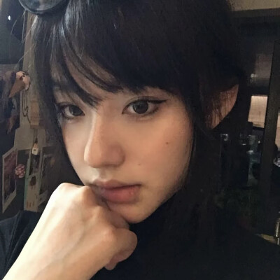 女头