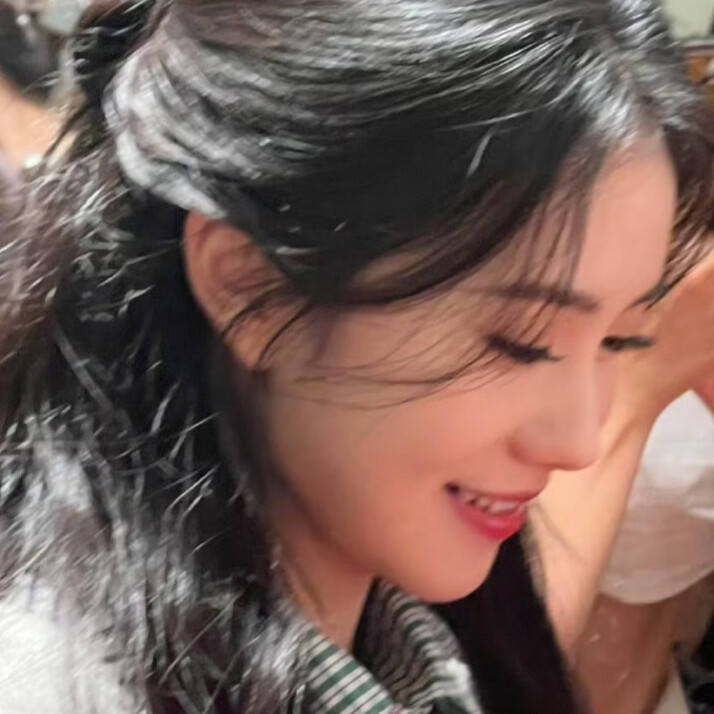 你笑起来，好天气。