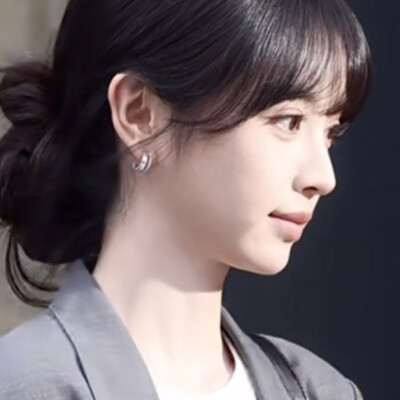 田曦薇