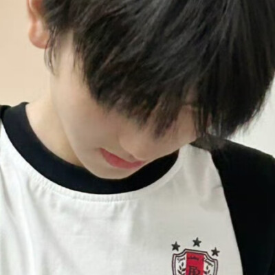 如此钟爱蹦极的一个男孩