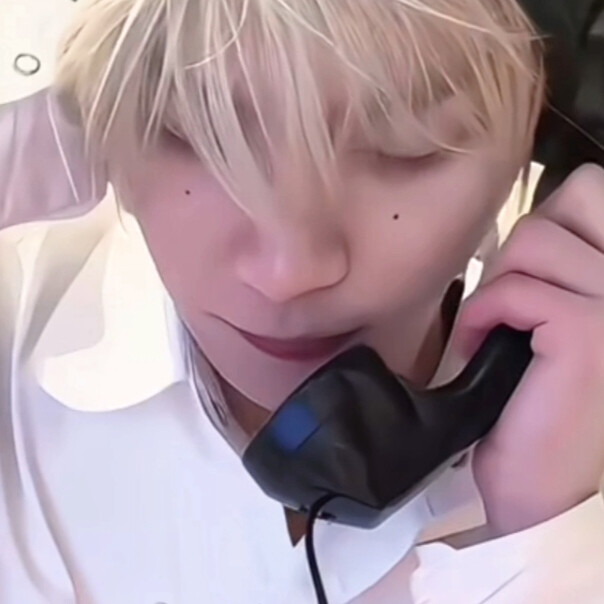 我真的很喜欢这只金发鱼吧，但是真的很难调色