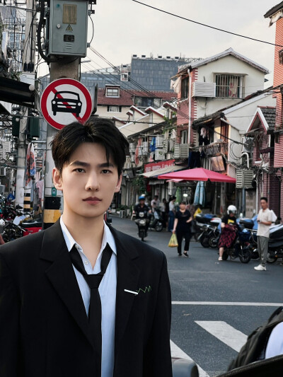 杨洋