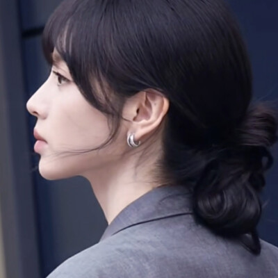 田曦薇