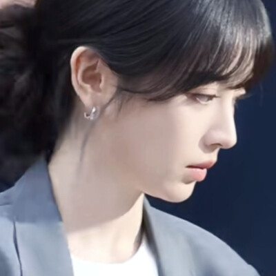田曦薇