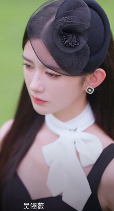 吴翎薇