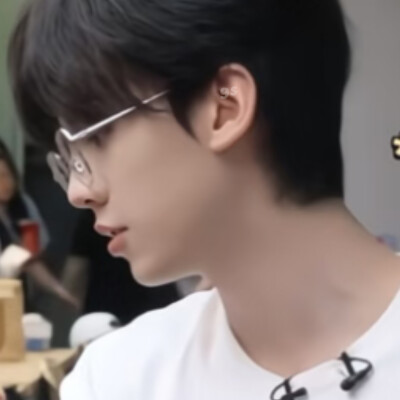 左航