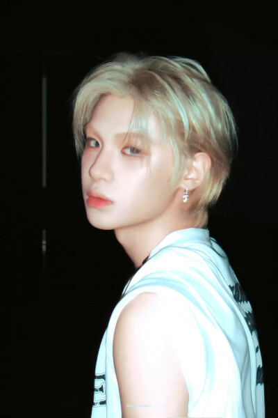 黄明昊
