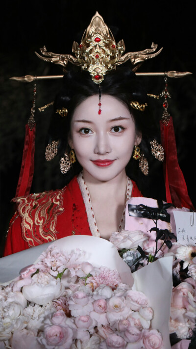 姜贞羽