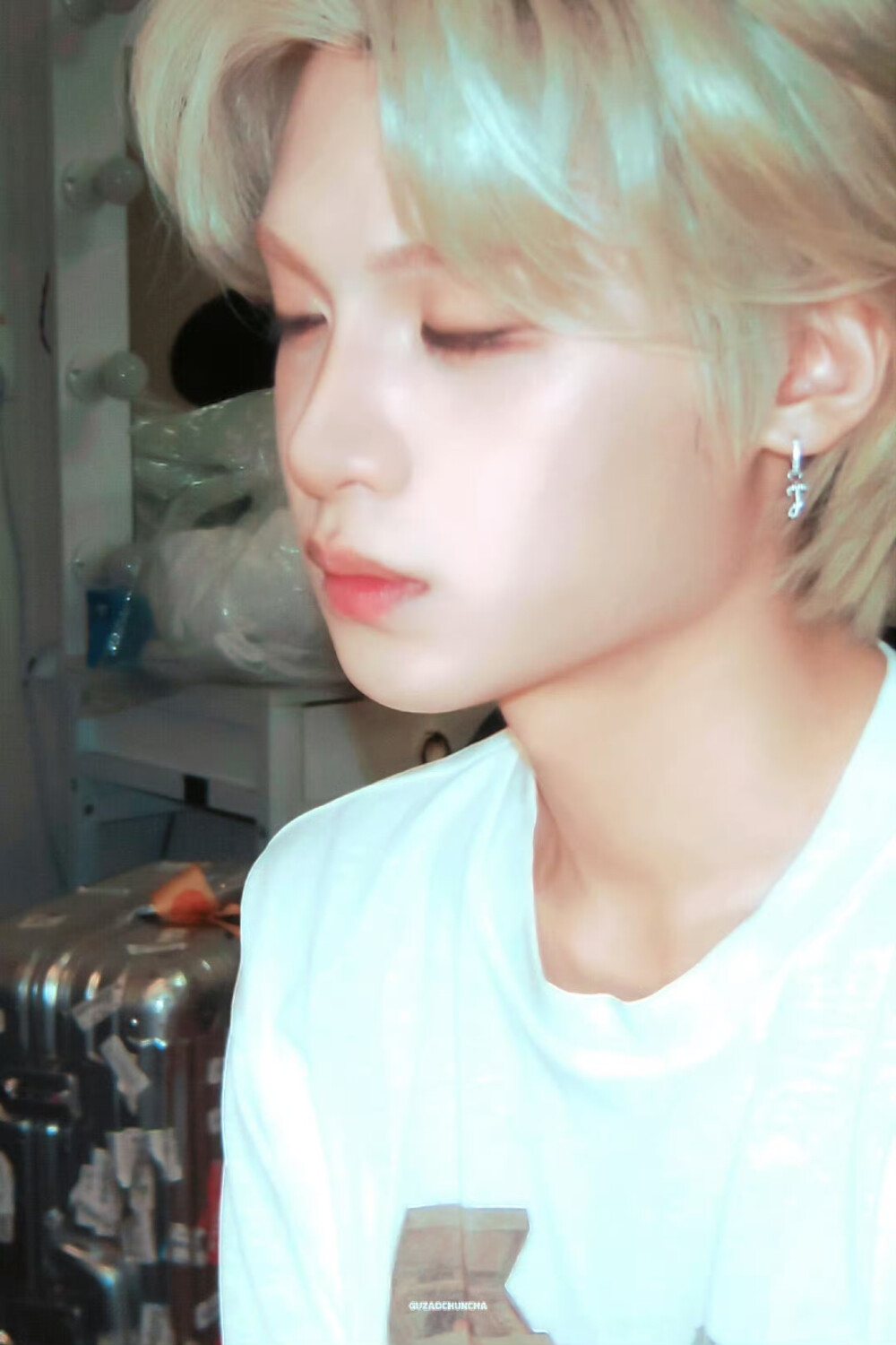 黄明昊