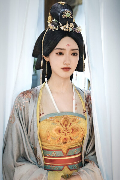 进阶的王妃 洪琳琅