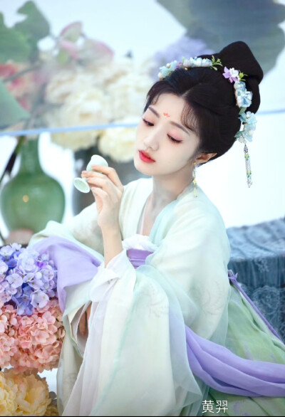 黄羿