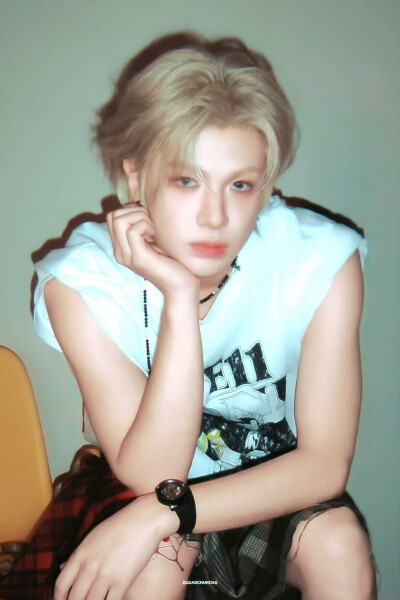 黄明昊
