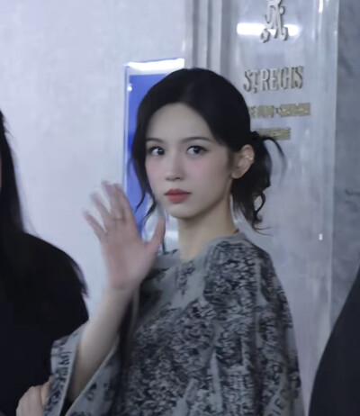 周也