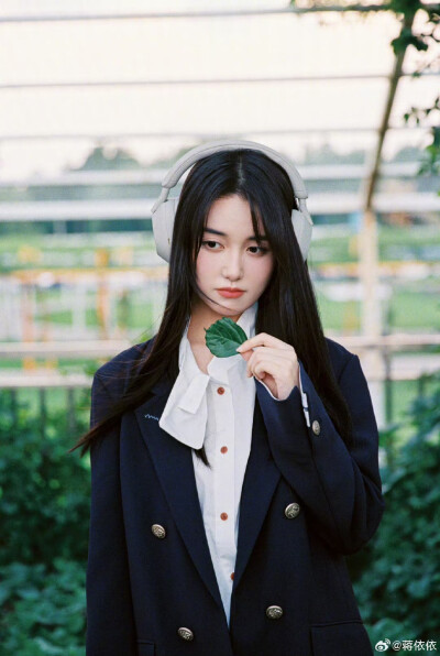 蒋依依