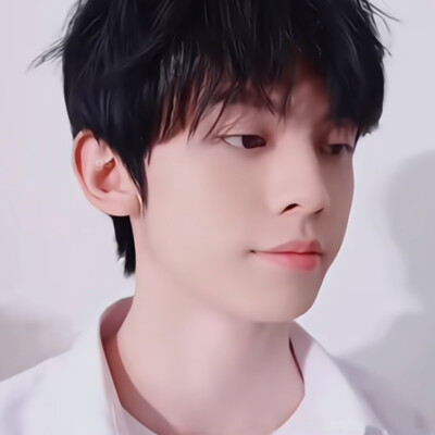 左航