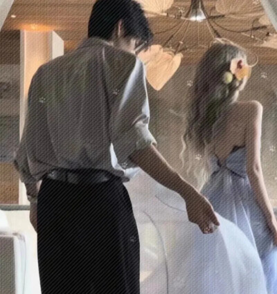 喜欢简单的事、快乐的人、明媚的夏天和阳光的你