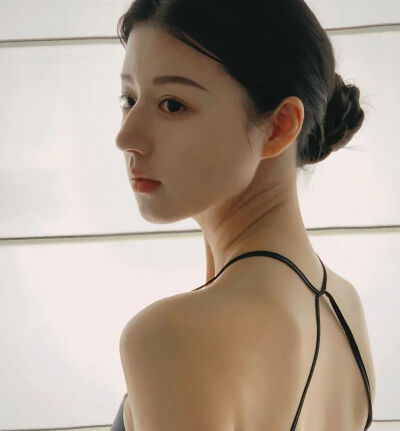 女头
用积攒的小美好 抵御生活中的大烦恼