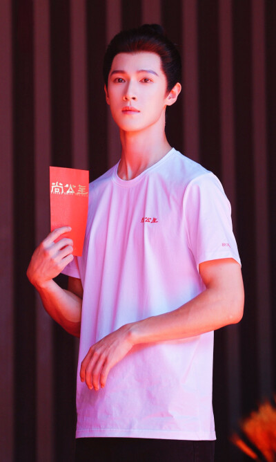 李昀锐