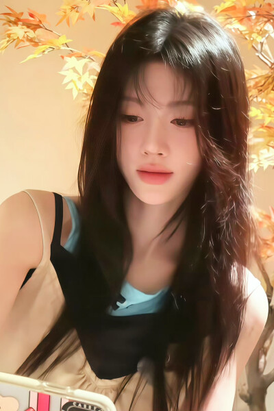 鞠婧祎