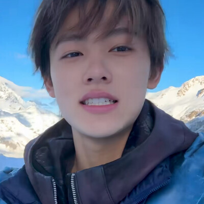 我哭哭哭哭哭哭哭